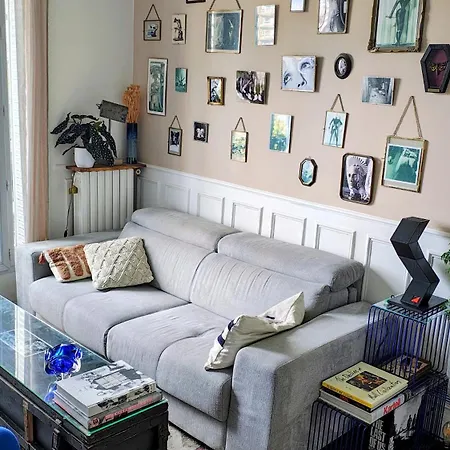 Sunny & Stylish 2-bedroom In Viet-namese District Appartamento *
